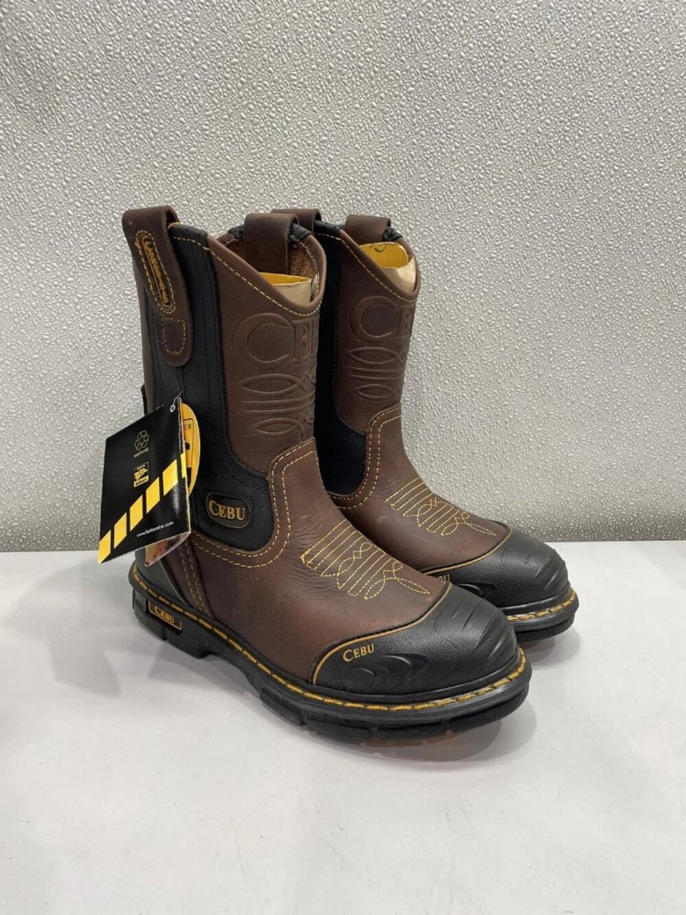 Cebu Farmer 10" Pull-On Soft Toe Leather Work Boots Men's US 6.5, Brown